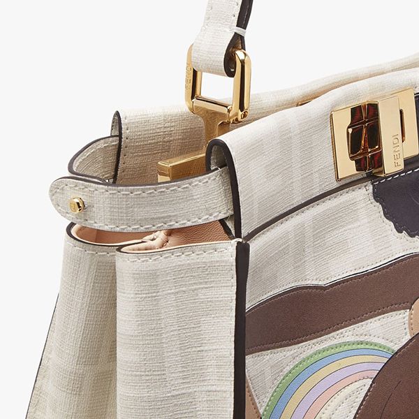 22SS新作◆ディオフェンディ◆ピーカブー 偽物 アイコニック スモール バッグ 8BN244AJGNF1GF8